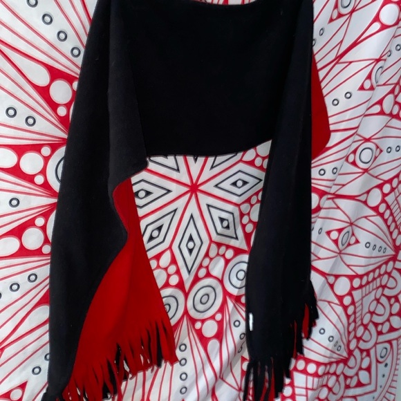 Reversible Winter Scarf - Picture 3 of 5